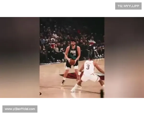 三分大赛利拉德夺冠追平历史纪录，带伤出战展现射手本色